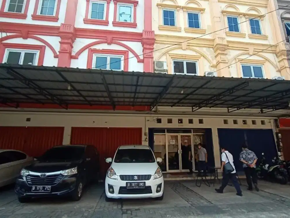 Ruko 5 Lantai Disewakan: Roxy Jakarta Pusat, Strategis Cocok untuk Klinik Kantor Hotel