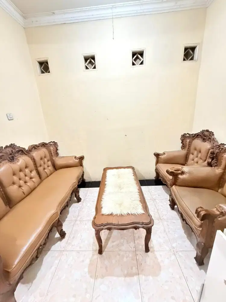 Satu set soffa kayu djati asli / kayu jati / furniture rumah