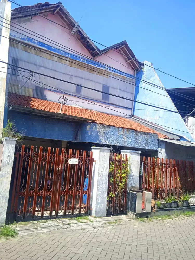 DIJUAL RUMAH MURAHHH DI AREA RAMAI & STRATEGIS SURABAYA TIMUR