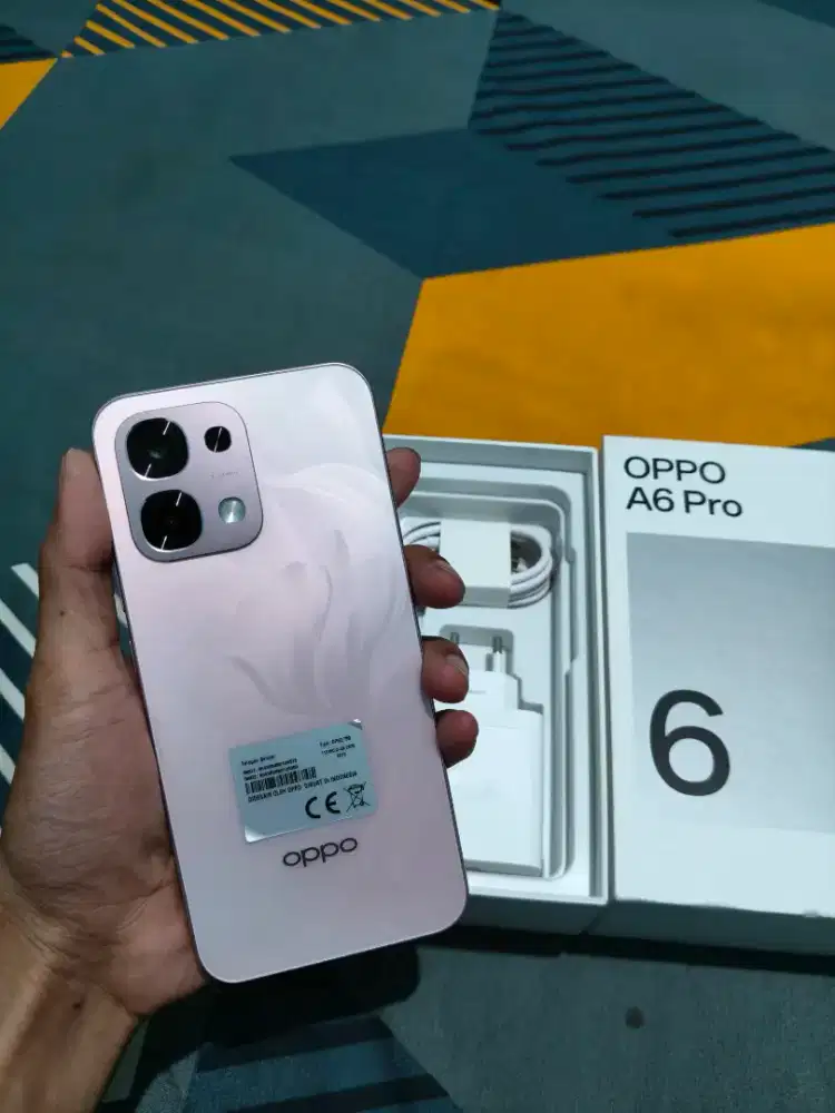 Oppo A6 pro 8/128 fullset mulus like new warna merah muda / pink