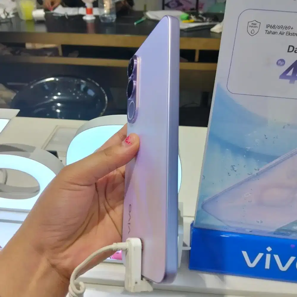 v70 fe ram 8+8/256 gb