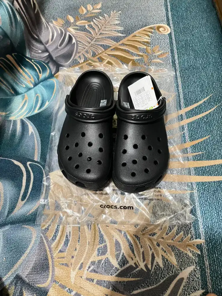 CROCS ITEM POLOS SZ 42 baru
