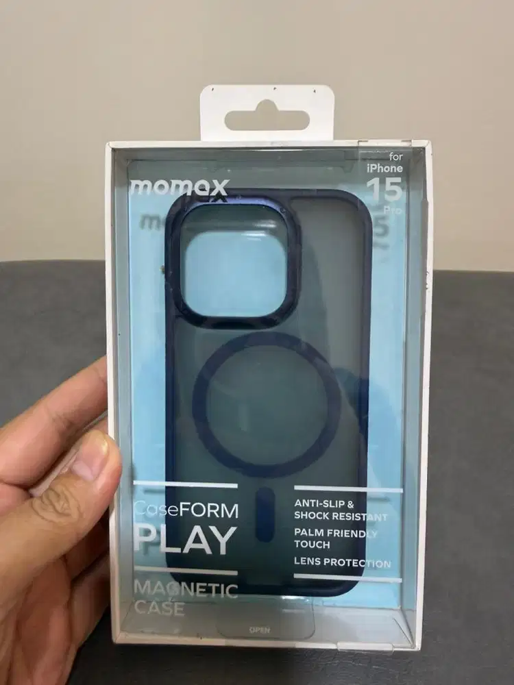 Case momax iphone 15 pro