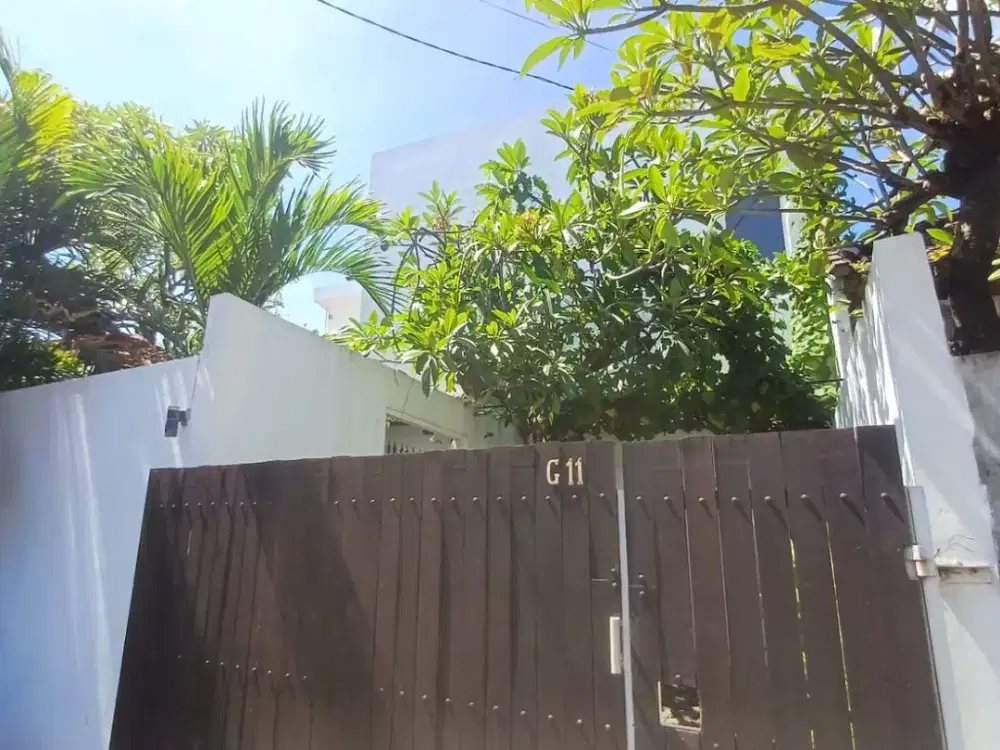 Rumah Semi Villa Elegan – Nyaman Tinggal di Area Strategis