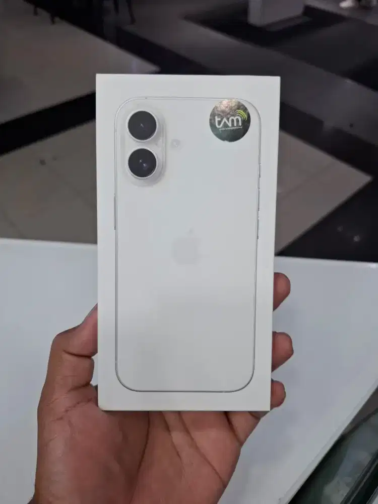 NEW IPHONE 16 128GB WHITE GARANSI RESMI INDONESIA