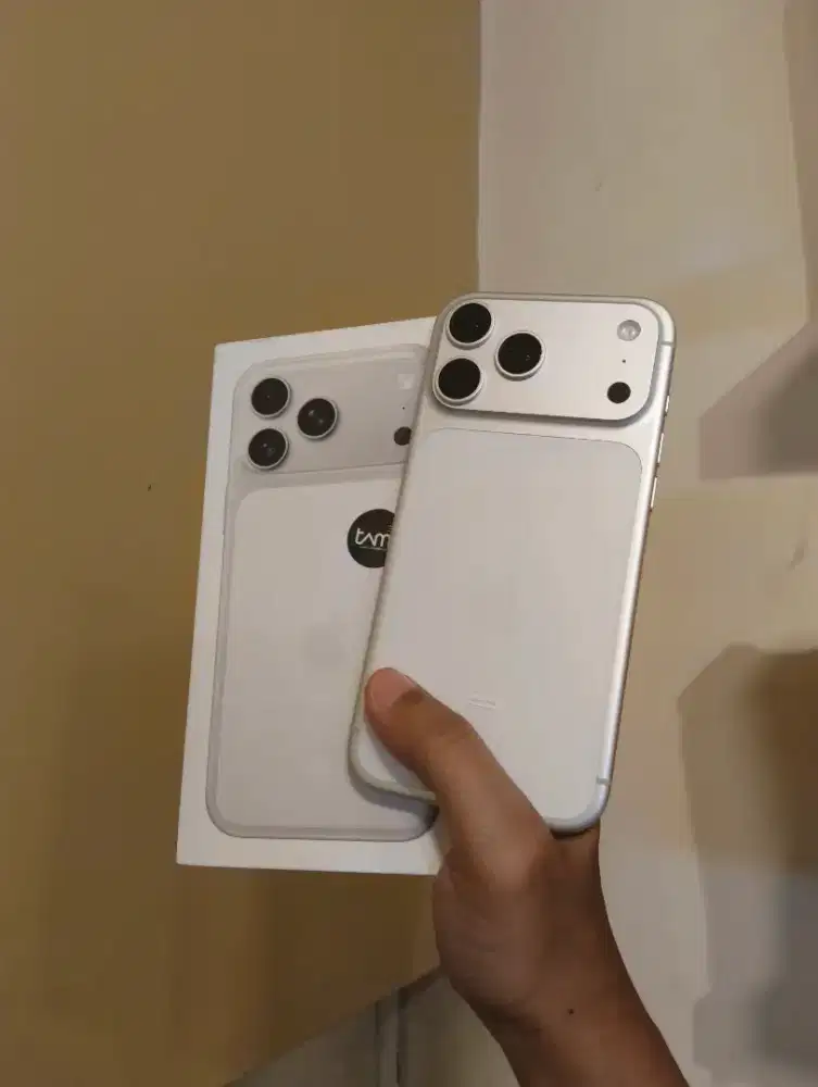 Jual Iphone 17 Promax 512Gb Second Ibox Mulus Garansi Panjang