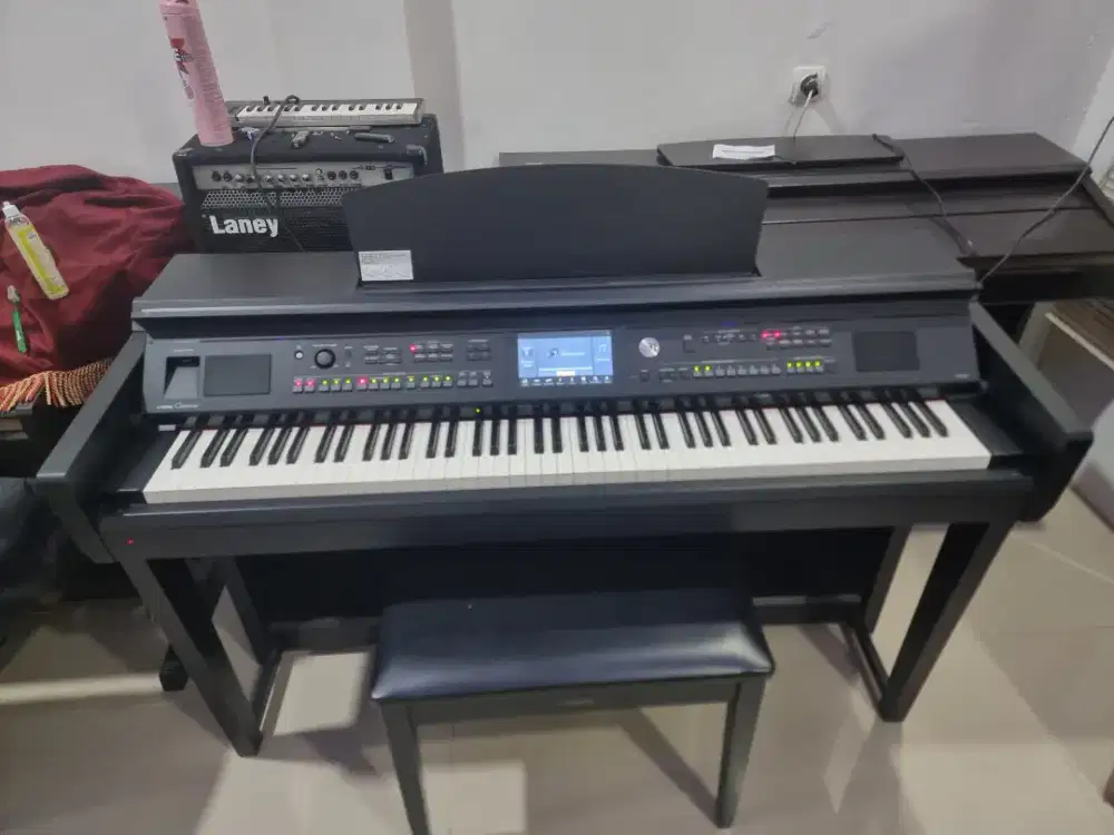 Piano yamaha clavinova cvp 605