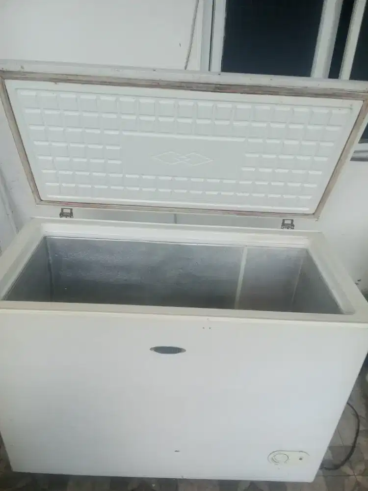 Frezer 300 liter merk FRIGIGATE