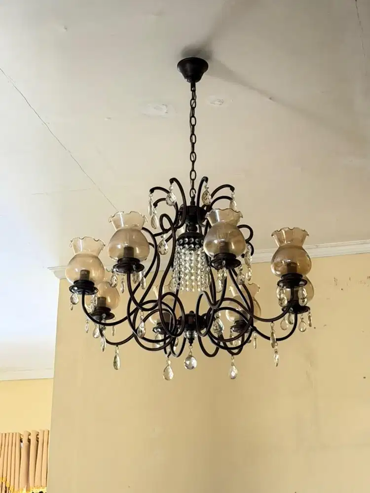 Lampu kristal Eaglare