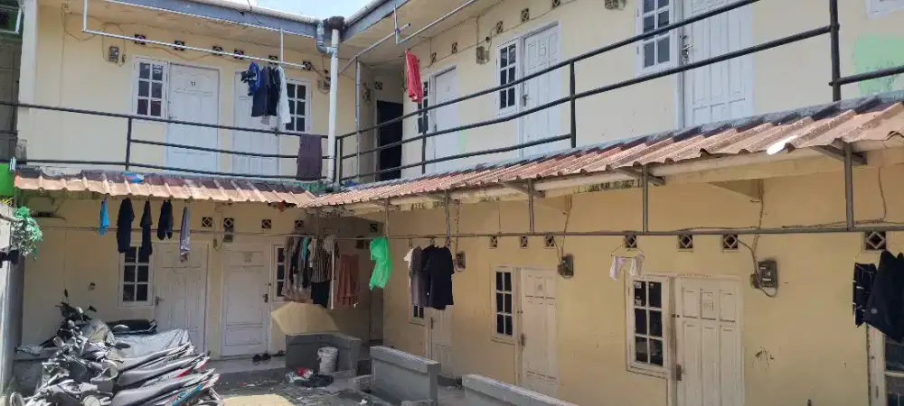 DI JUAL KONTRAKAN 20 BERIKUT 2 KIOS DI CIFEST HYUNDAI CIKARANG SELATAN