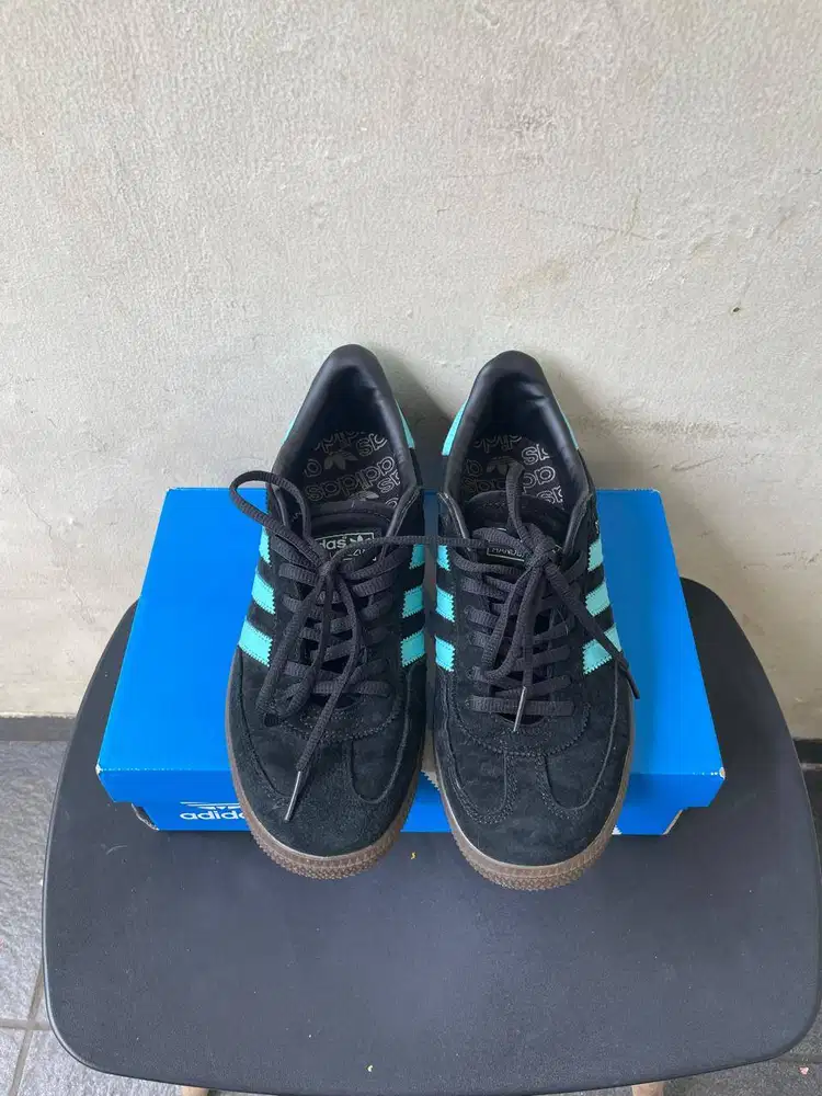 Preloved Adidas Spezial Hitam Strip Hijau