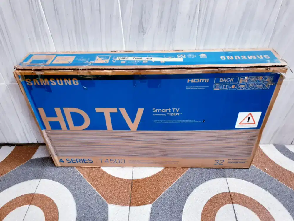 TV LED SMART SAMSUNG 32IN YOUTUBE NETFLIK DIGITAL TV MULUS {J106}