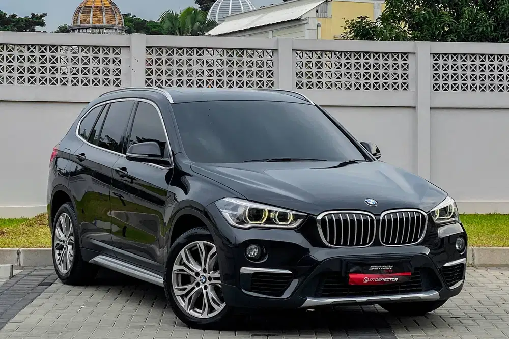 Bmw X1 1.5 sDrive18i Panoramic AT Matic 2018 Hitam Metalik.