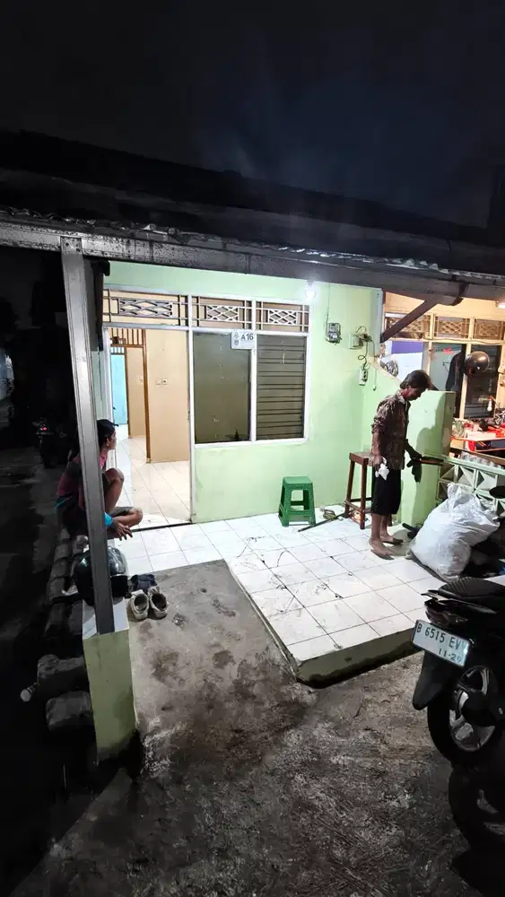 Kontrakan Petakan Lokasi Strategis (1 unit) - dekat Pasar & Jalan Raya