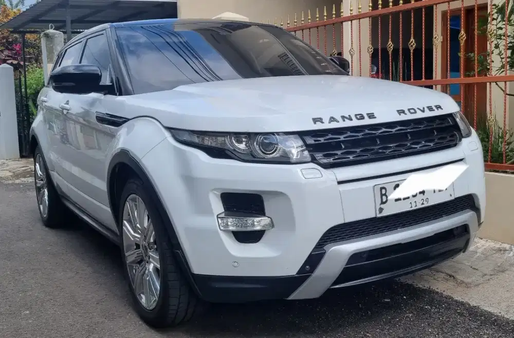 Dijual range rover evoque 2012