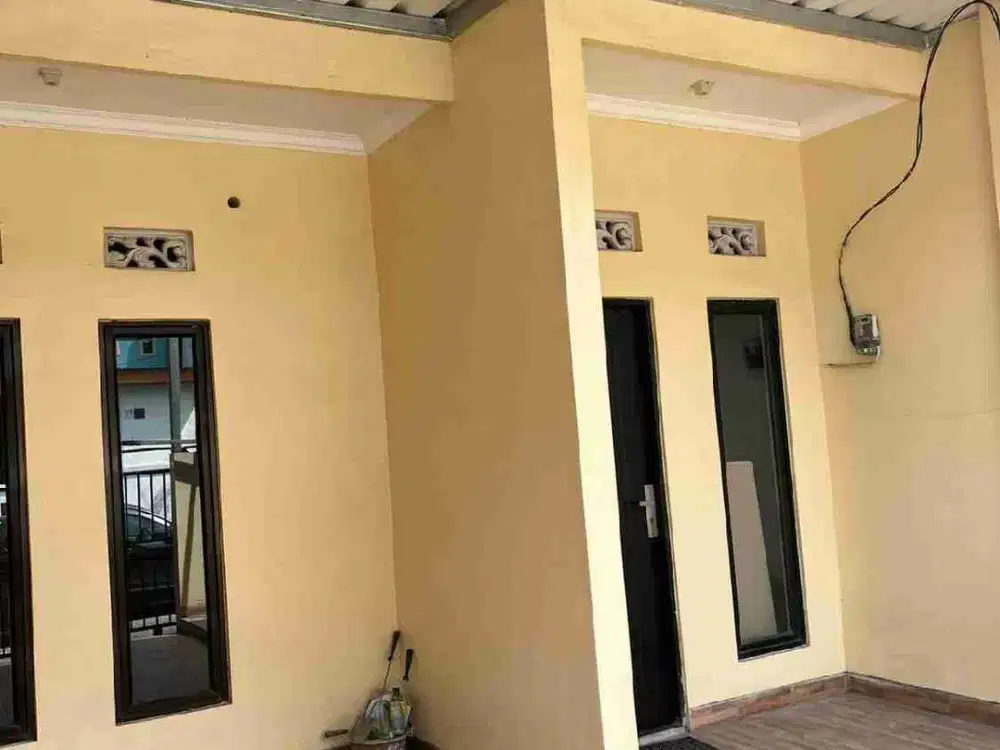 Di jual / disewakan rumah di harapan indah 1 bekasi