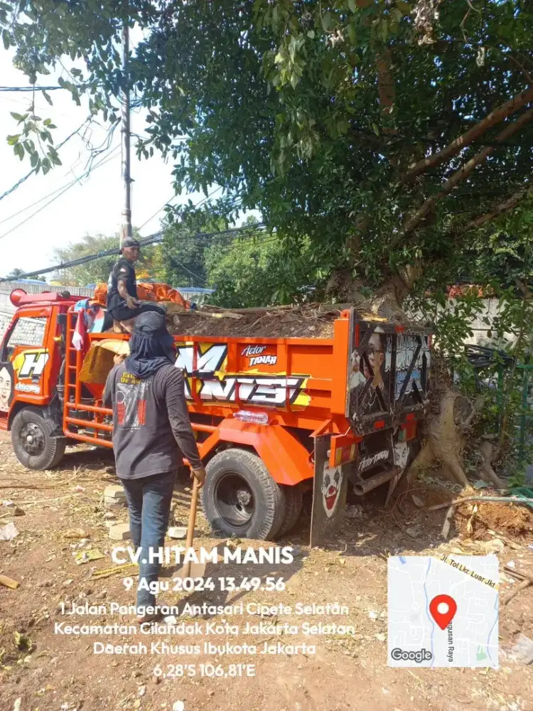 Bongkaran bangunan tua bobok beton buang puing land Clearing
