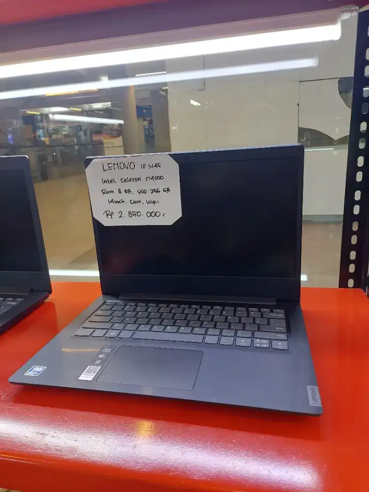 Laptop Lenovo ip s145