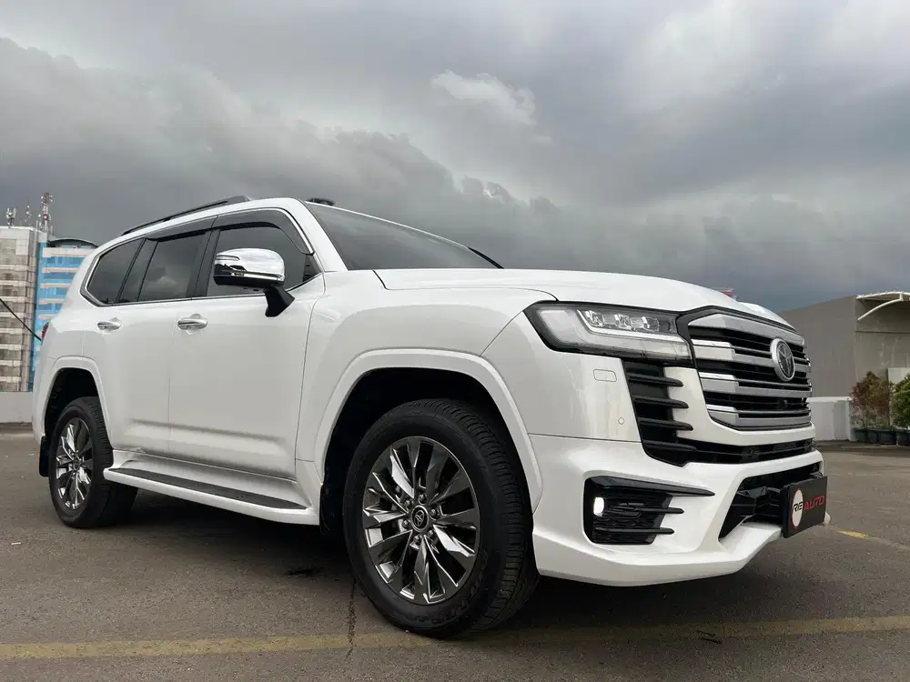 TOYOTA Land Cruiser VXR 300 4x4 2025