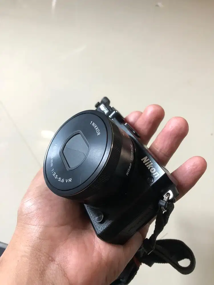Nikon 1 j5 nego