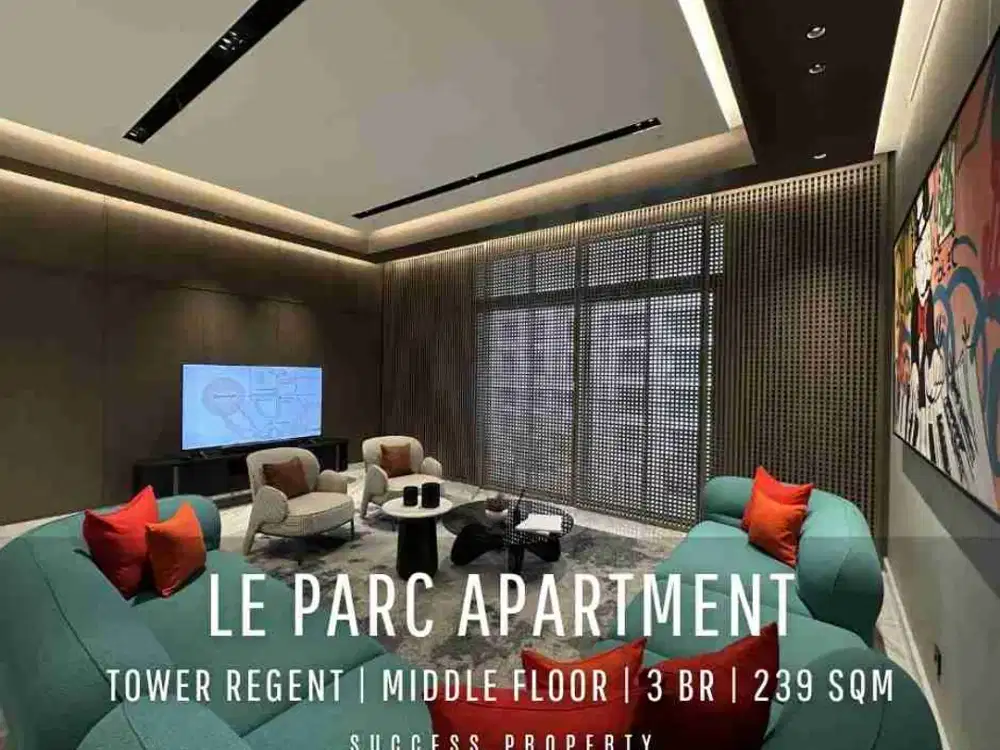 For Sell! Le Parc Exclusive Residence at CBD Area 3 BR Middle Floor with City View