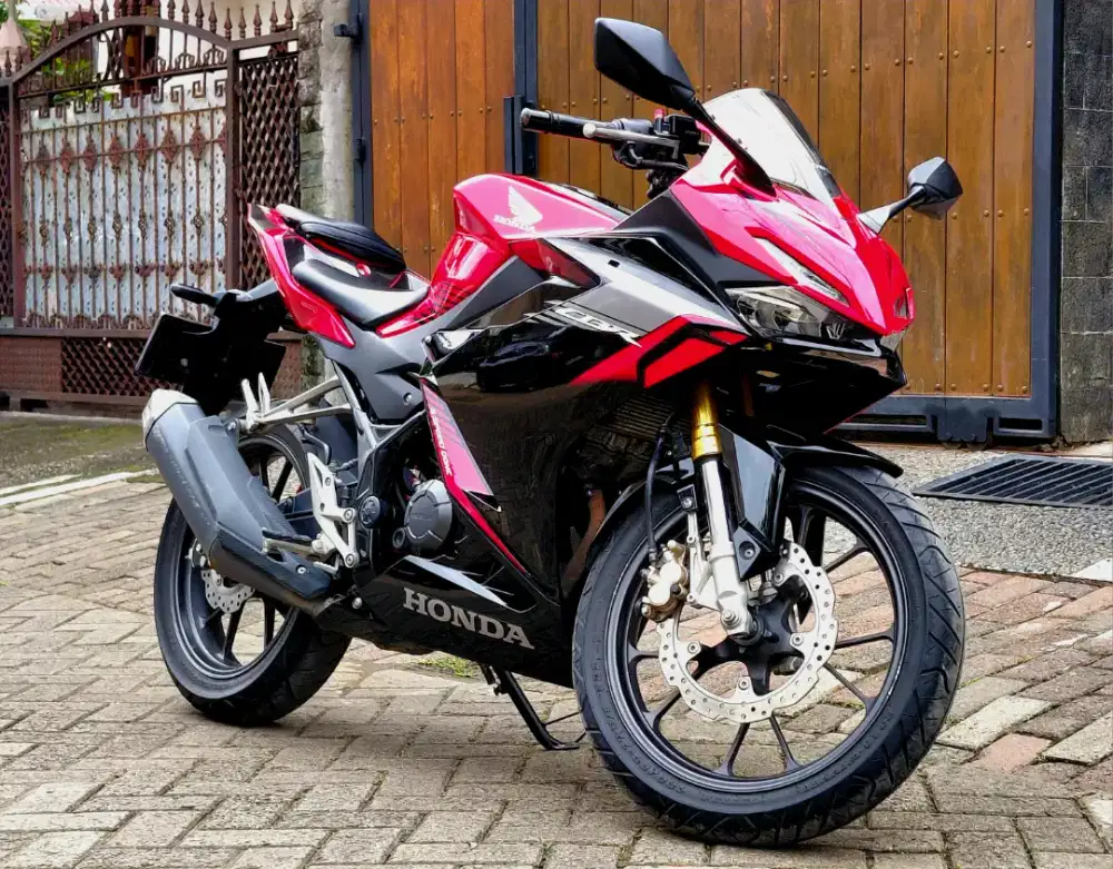 Honda CBR 150 thn 2022