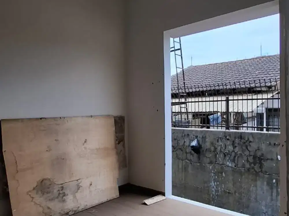 Jual Rumah Baru Hook Area Kopo Permai