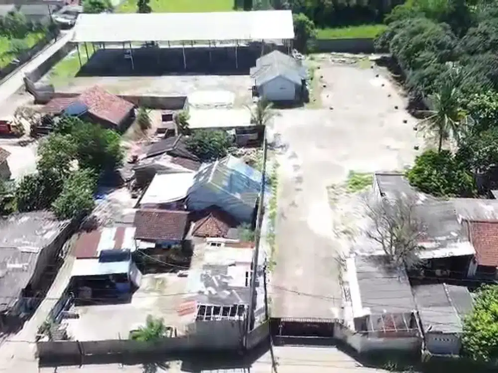Tanah ada Bangunan Workshop di Maloko, Cisauk - Dekat Bsd
