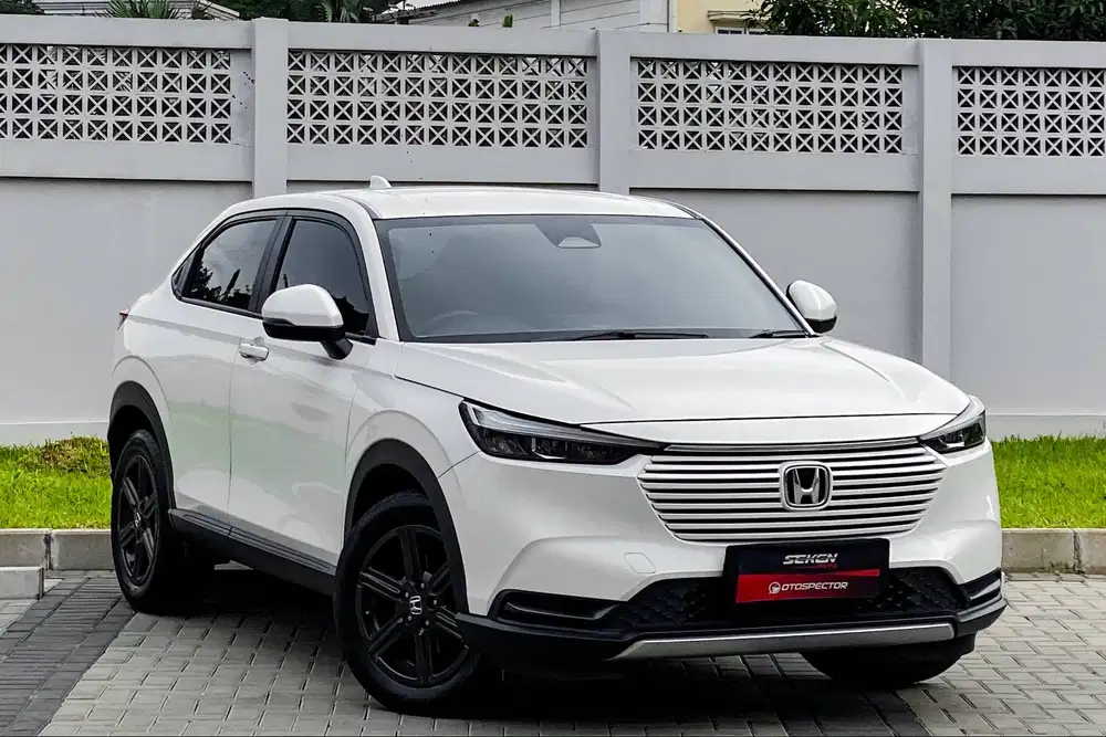 Honda HRV HR-V 1.5 E CVT Matic 2023 Putih Platinum Mutiara,