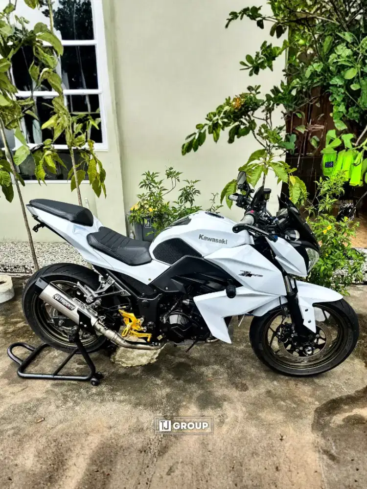 FOR SALE!! Kawasaki Ninja Z250 2013