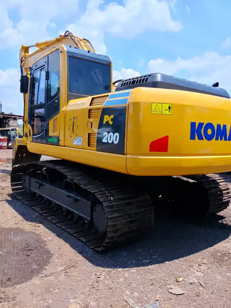 Komatsu pc200-7 THN 2008