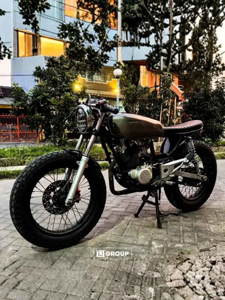 FOR SALE!! Cafe Racer Pulsar 180 2008