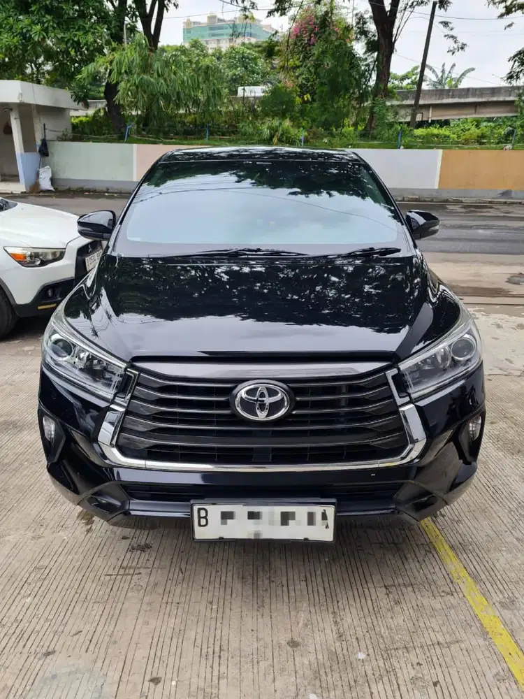 Kijang Innova V BENSIN 2022 AUTOMATIC