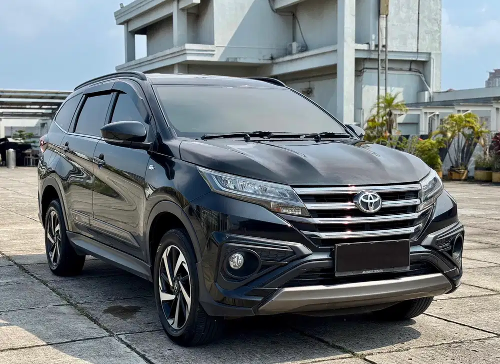 [LOW KM 30.000] TOYOTA RUSH GR AT 2022 HITAM TT 2021 TRD MATIC