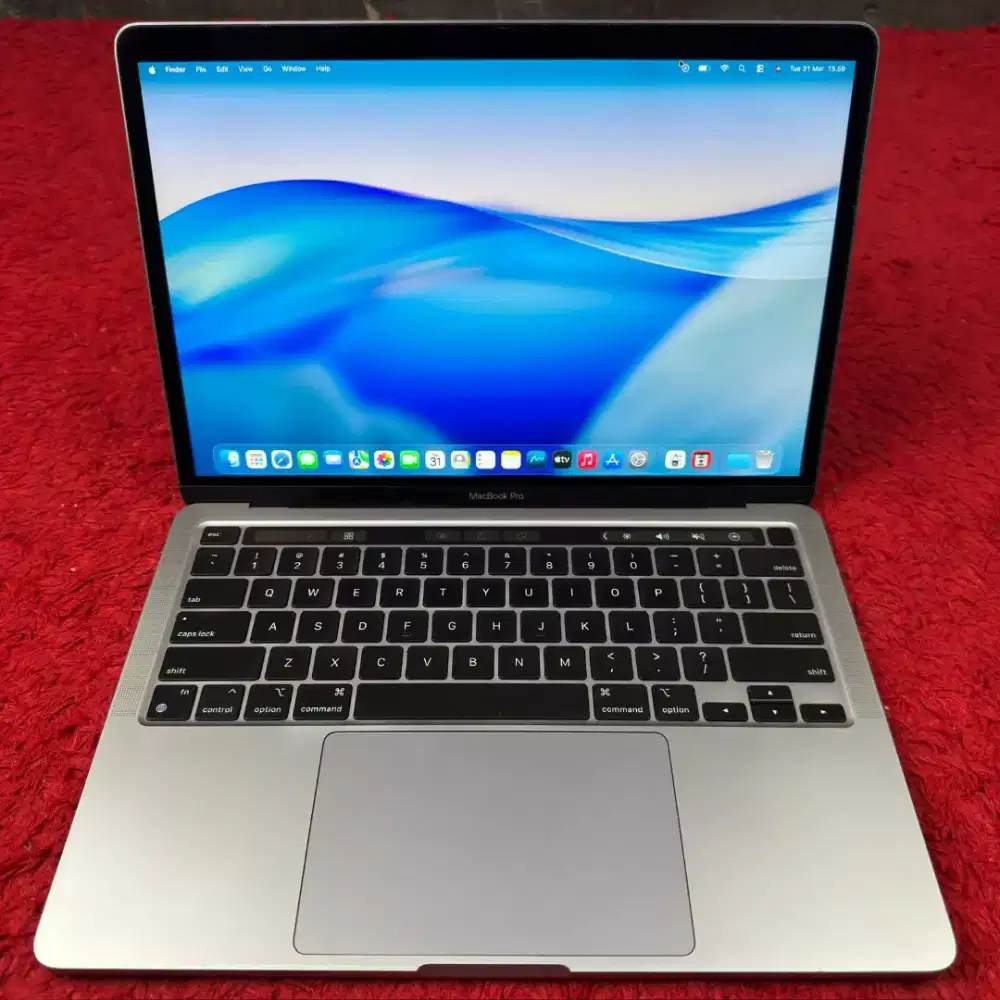Macbook pro m1 2020 ram 8gb ssd 256gb fullset siap pakai bisa cod