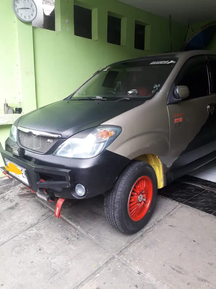 Daihatsu Xenia 2004 Bensin