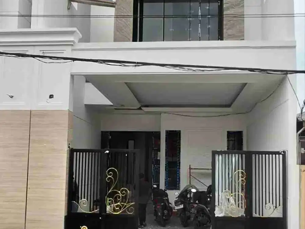 Baru Gress‼️Jual Rumah Babatan Pantai dekat Grand Kenjeran model American Classic