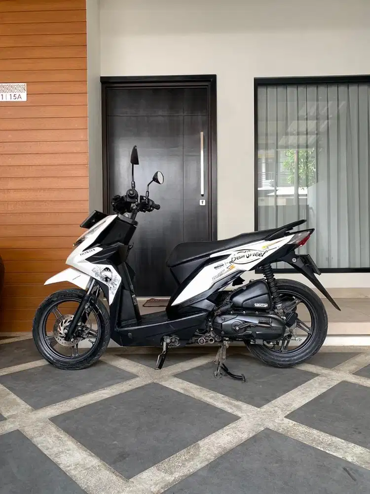 HONDA BEAT STREET 2018 PAJAK ON, PLAT DKI, SRT LGKP, MESIN ENAK
