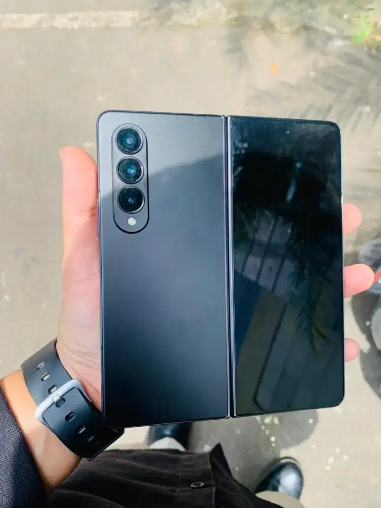 Samsung Z Fold 4