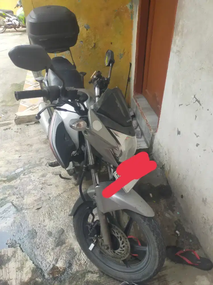 Megapro shockmono 2011