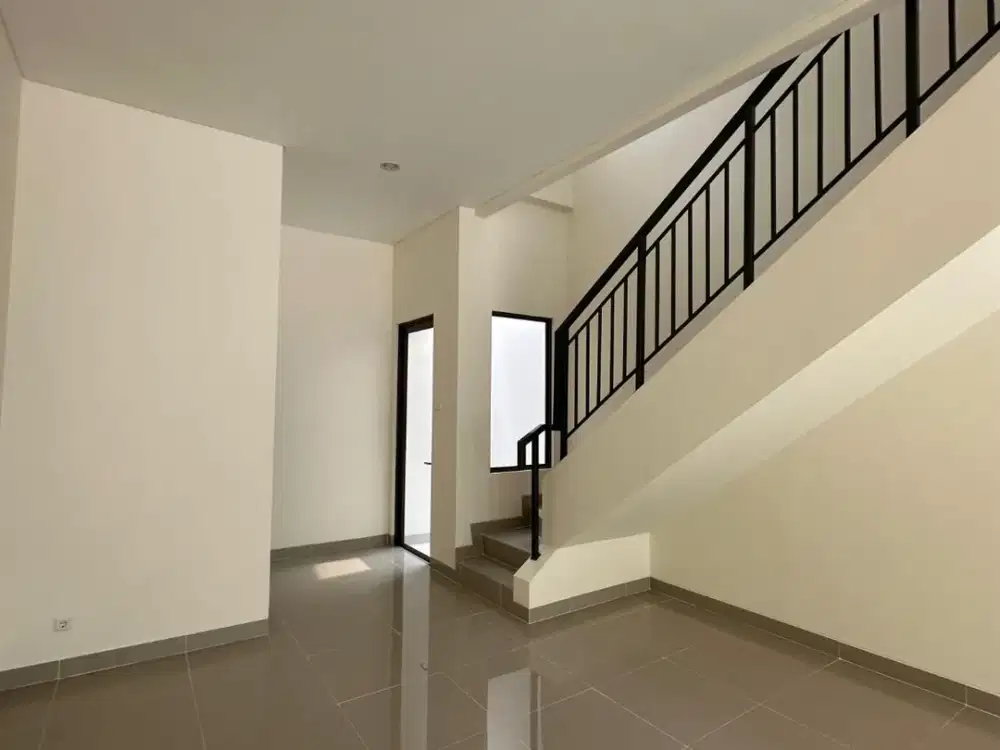 Ruko 2M-an Hadap Jalan Sisa Beberapa Unit