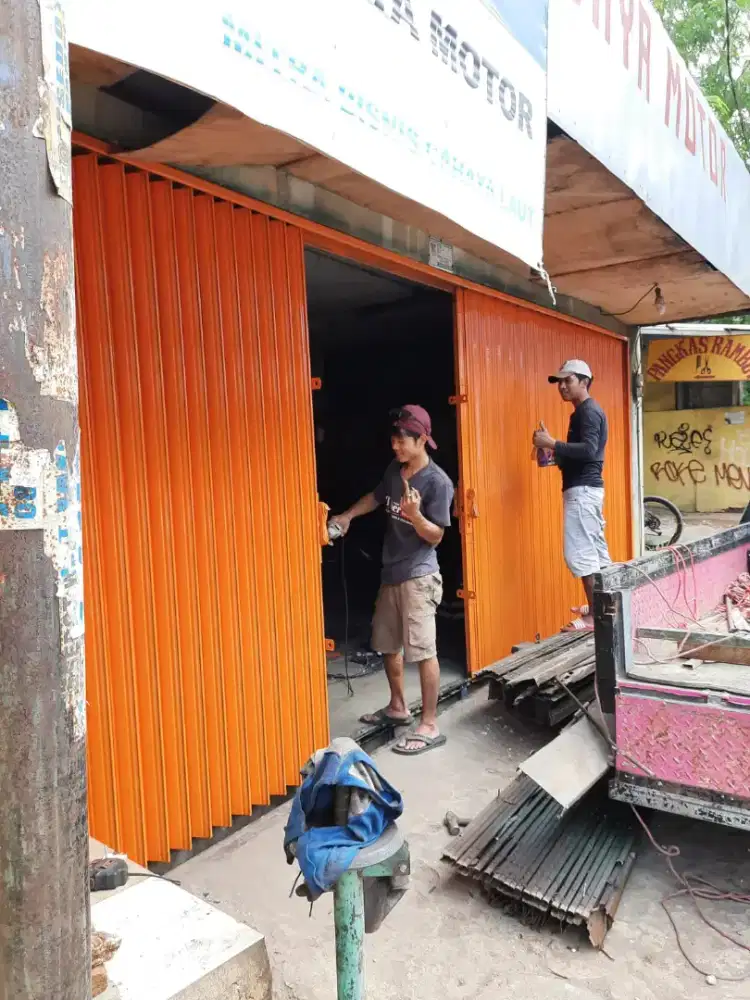 Rolling door dan pintu pengaman folding gate