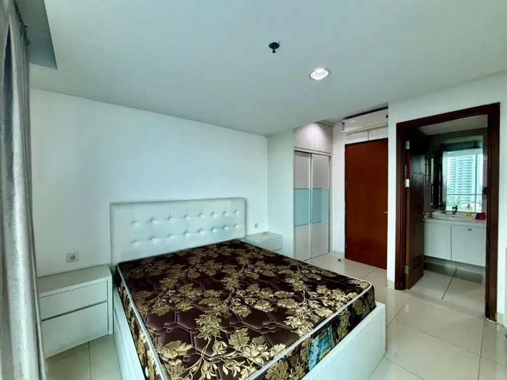 Disewakan Apartemen Springhill Terrace Residences Tower Sandalwood Type 3+1BR Furnish