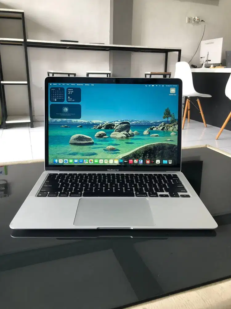 Macbook air M1 2020 8/128gb battrai awett