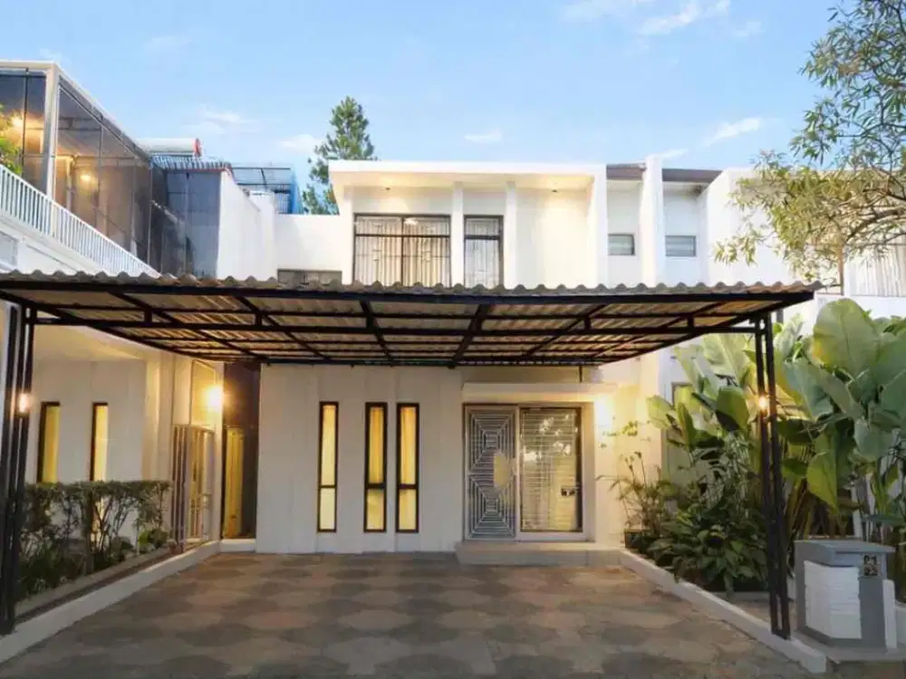 DIJUAL RUMAH FORESTA BSD SIAP HUNI 2 LANTAI 8x18 HADAP SELATAN