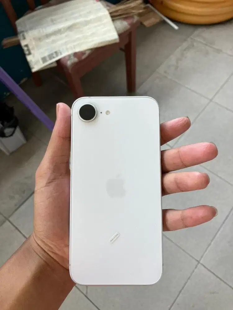 Iphone 16E ibox digimap like new