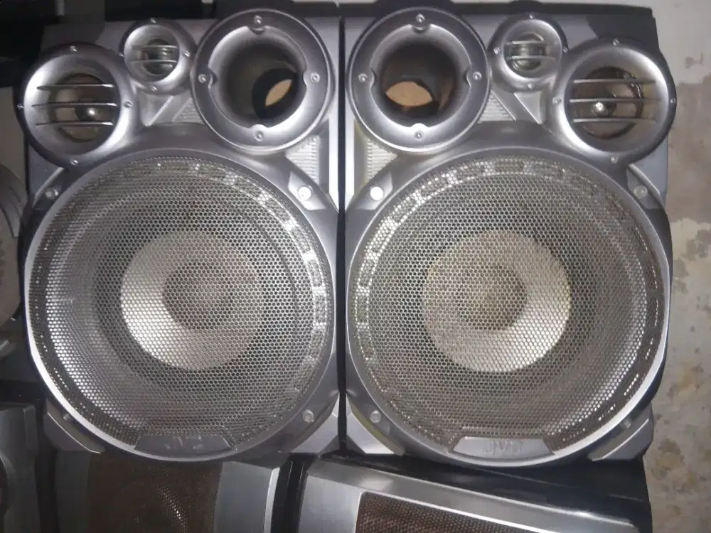 JVC, Japan Victor Co Speaker 6 ohm 100 watts RMS, full ori, box utuh