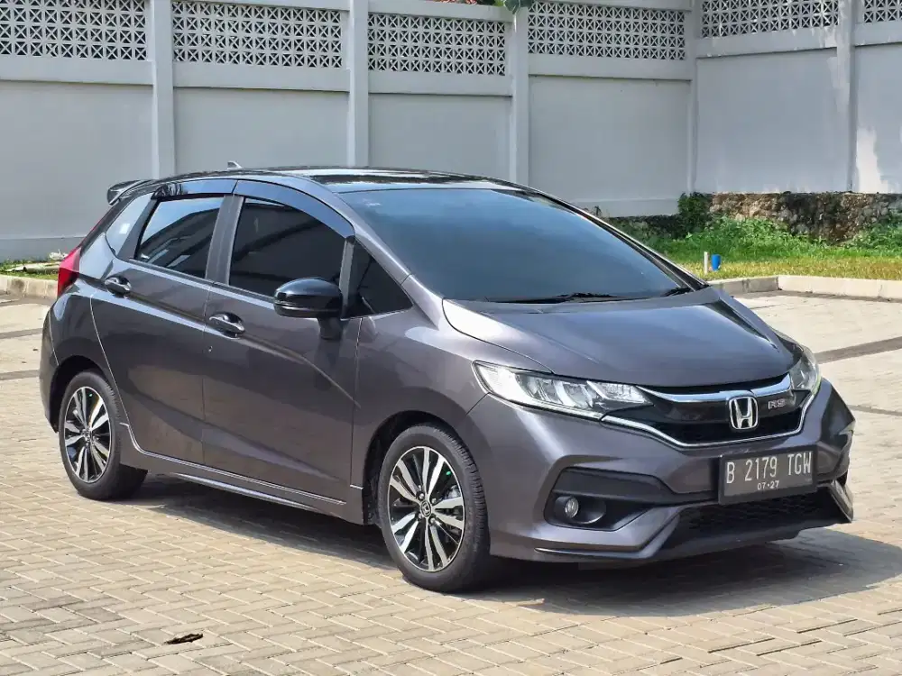 Honda Jazz Rs 1.5 Automatic 2019 Bensin Abu Metalik