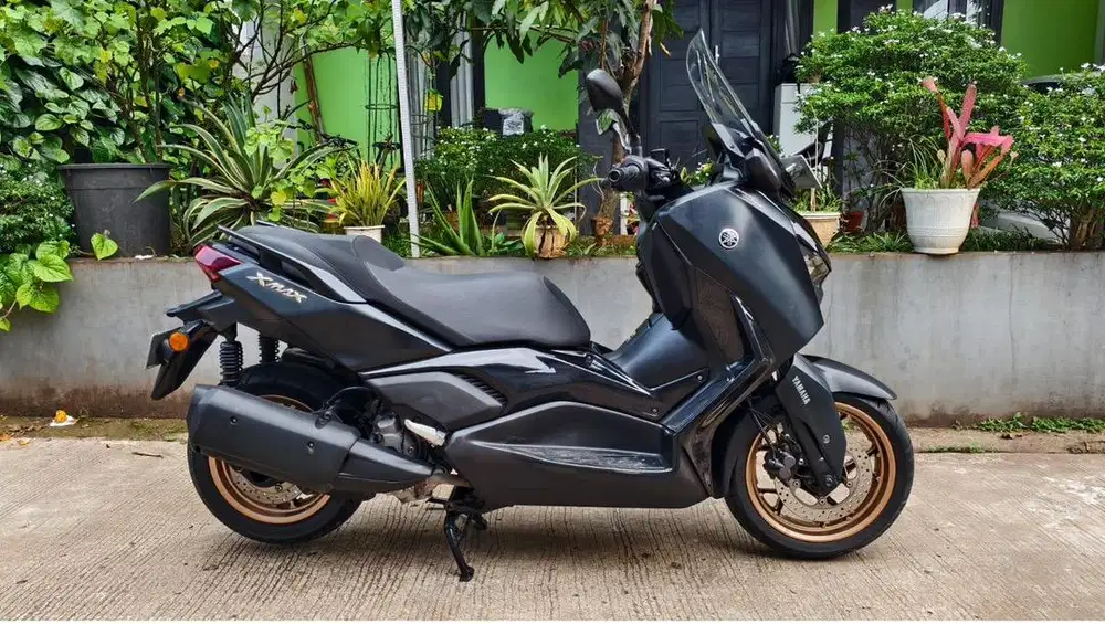 Jual YAMAHA XMAX 250cc tahun 2023