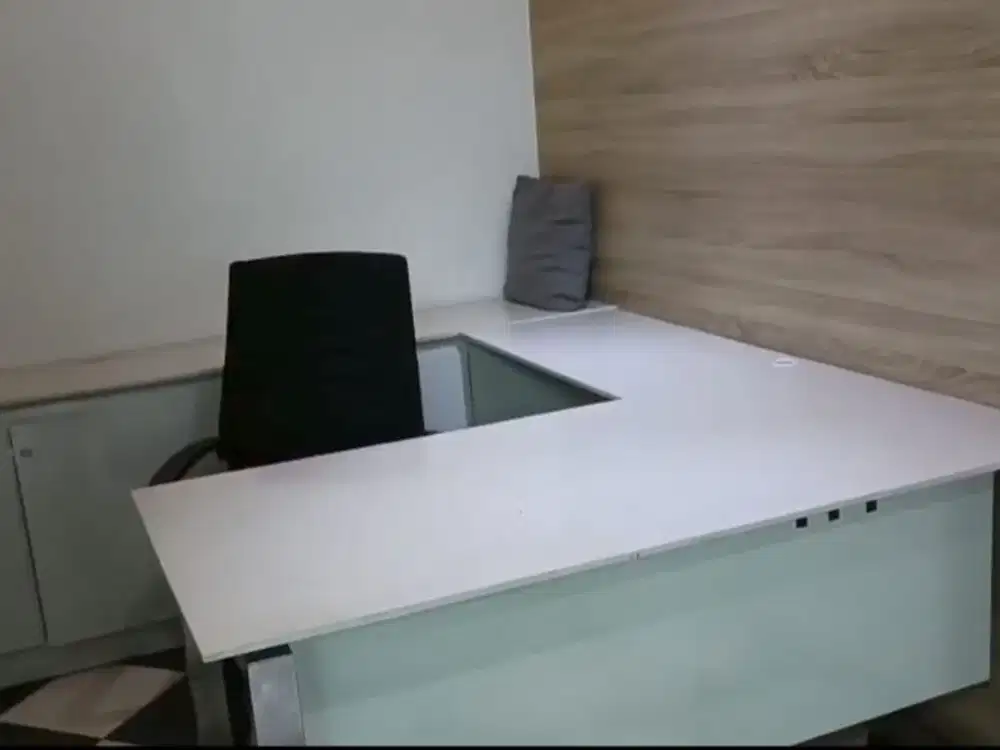 Kantor Area TB Simatupang di The Manhattan Square 130sqm Furnished Lokasi Strategis